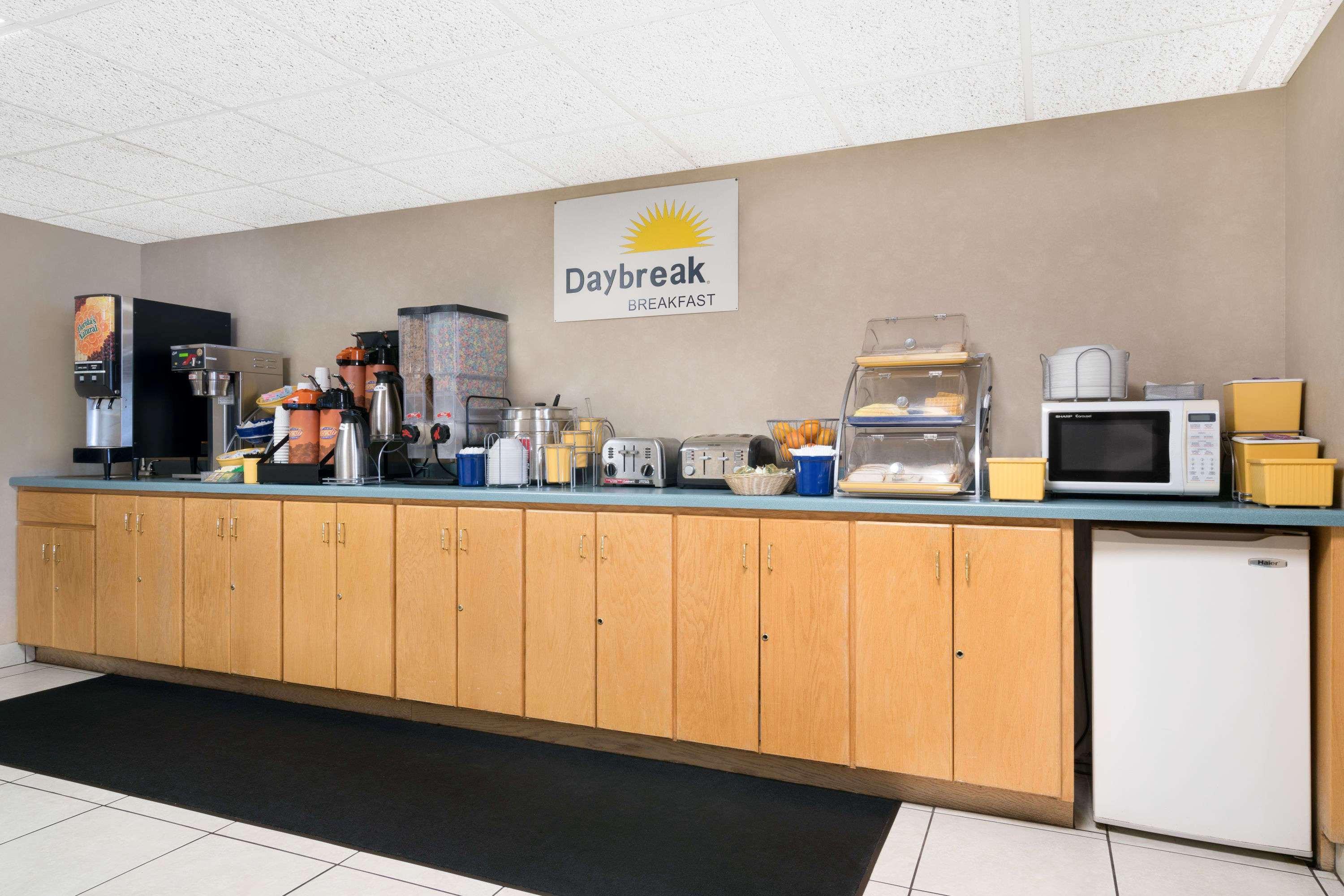 Days Inn By Wyndham St Cloud St. Cloud Kültér fotó